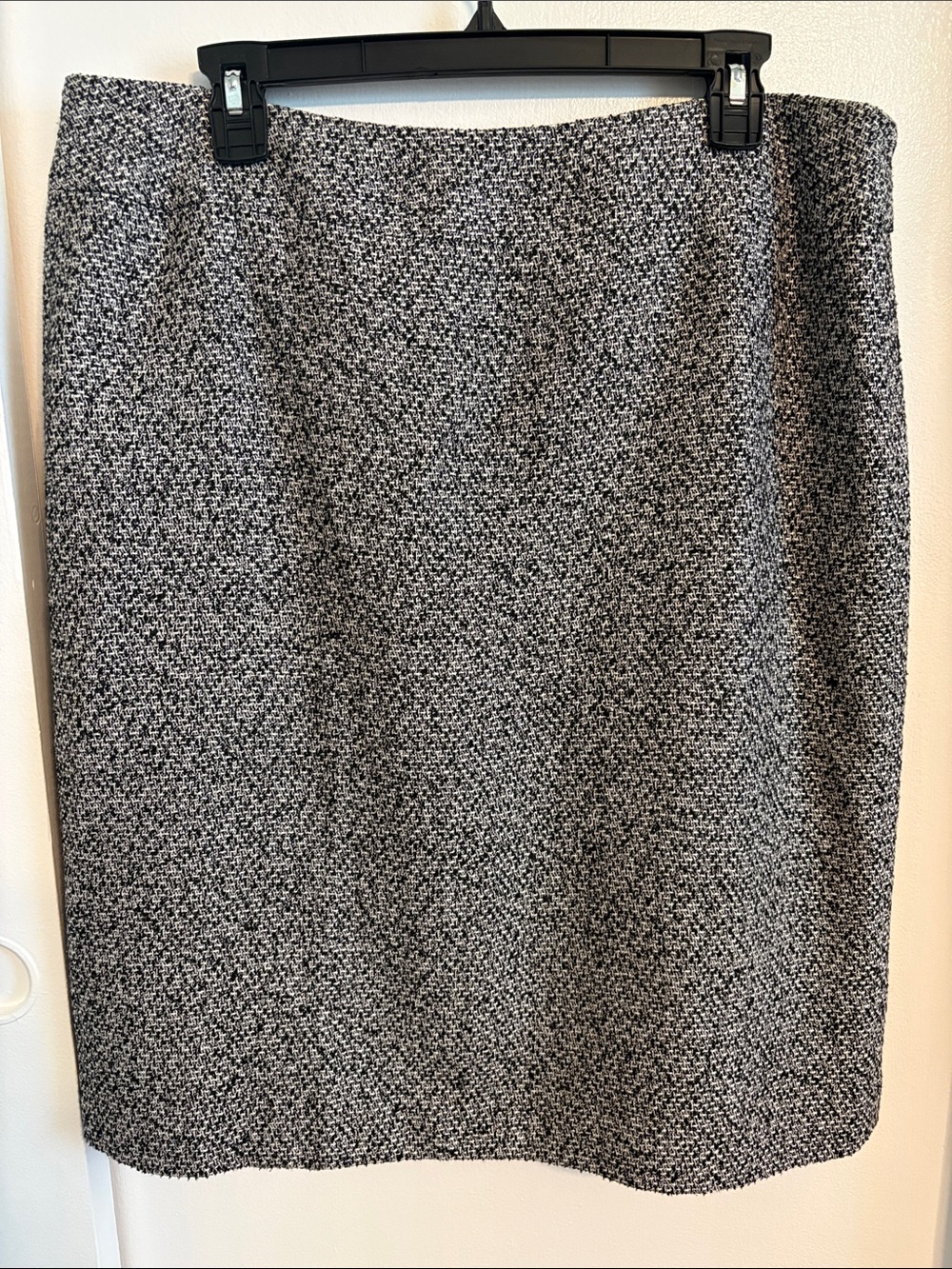 Kasper Black & White Tweed Pencil Skirt